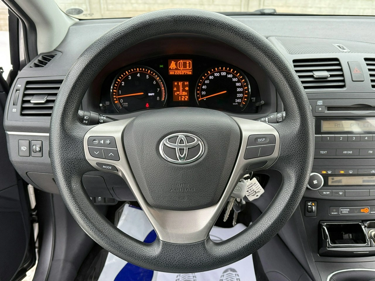 Toyota Avensis - Zdjęcie 16