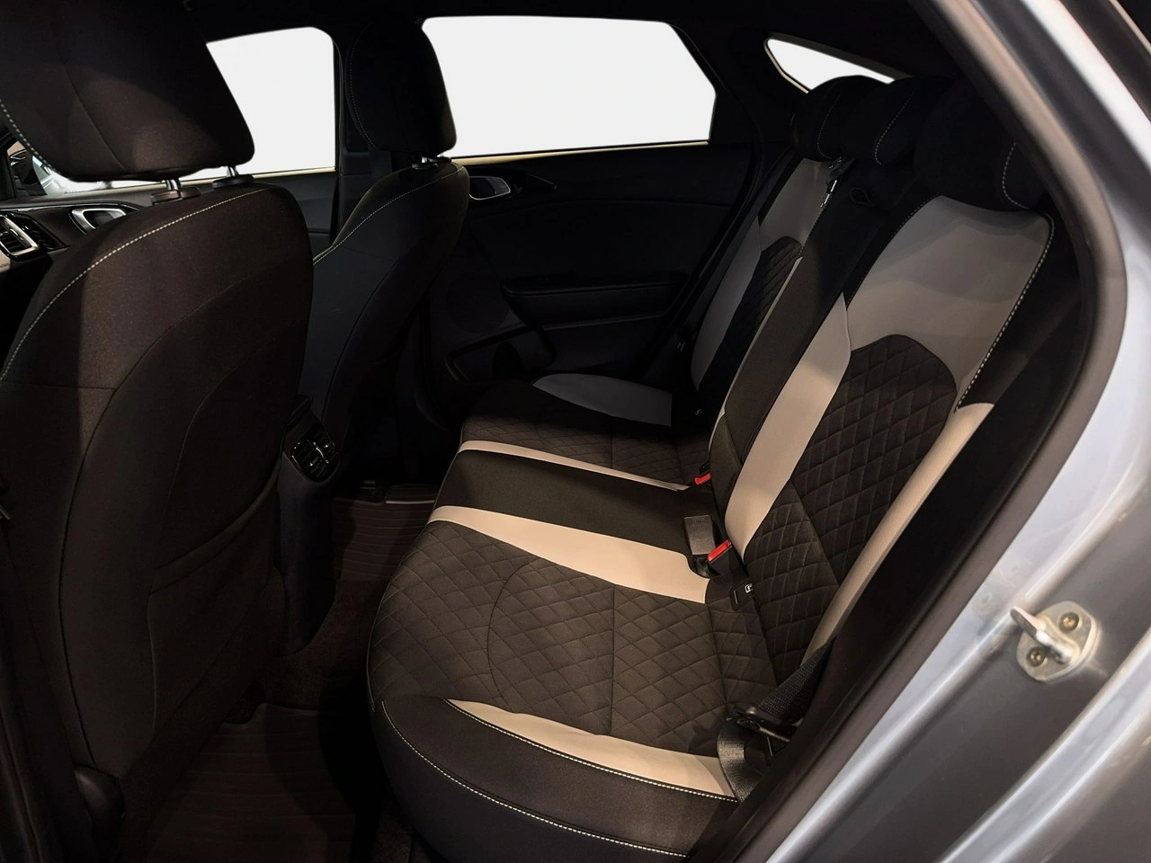 Kia Pro_cee'd - Zdjęcie 12