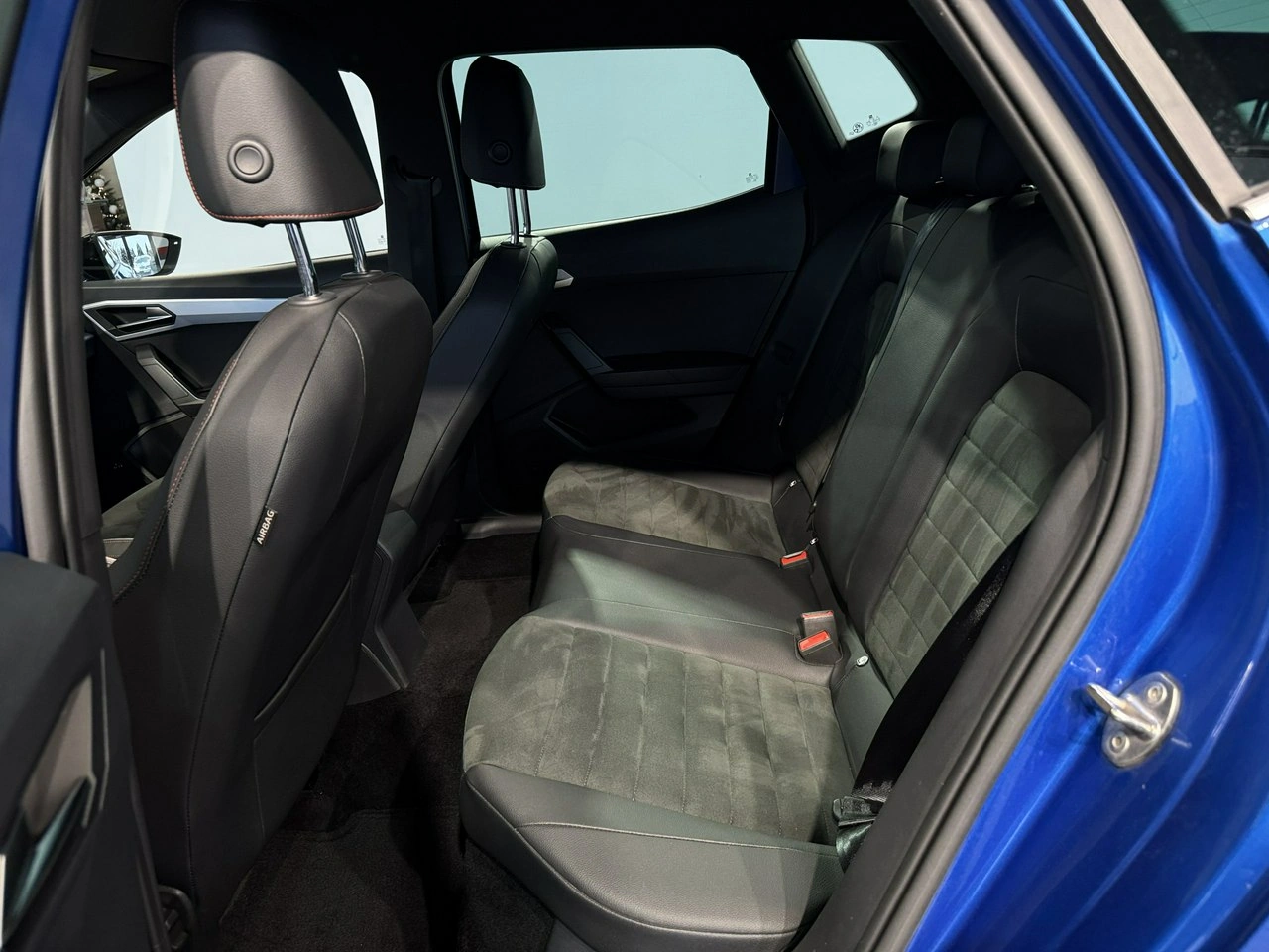 Seat Arona - Zdjęcie 12