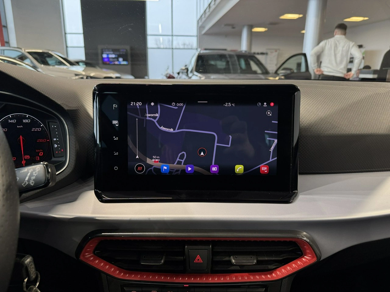 Seat Arona - Zdjęcie 20