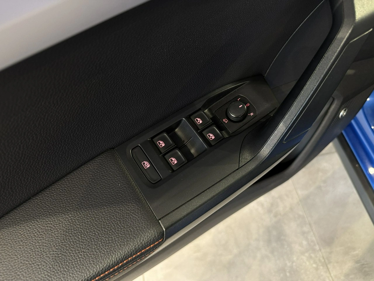 Seat Arona - Zdjęcie 27