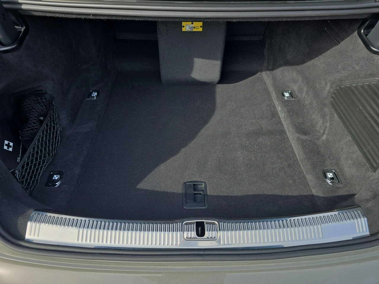 Audi A8 - Zdjęcie 13