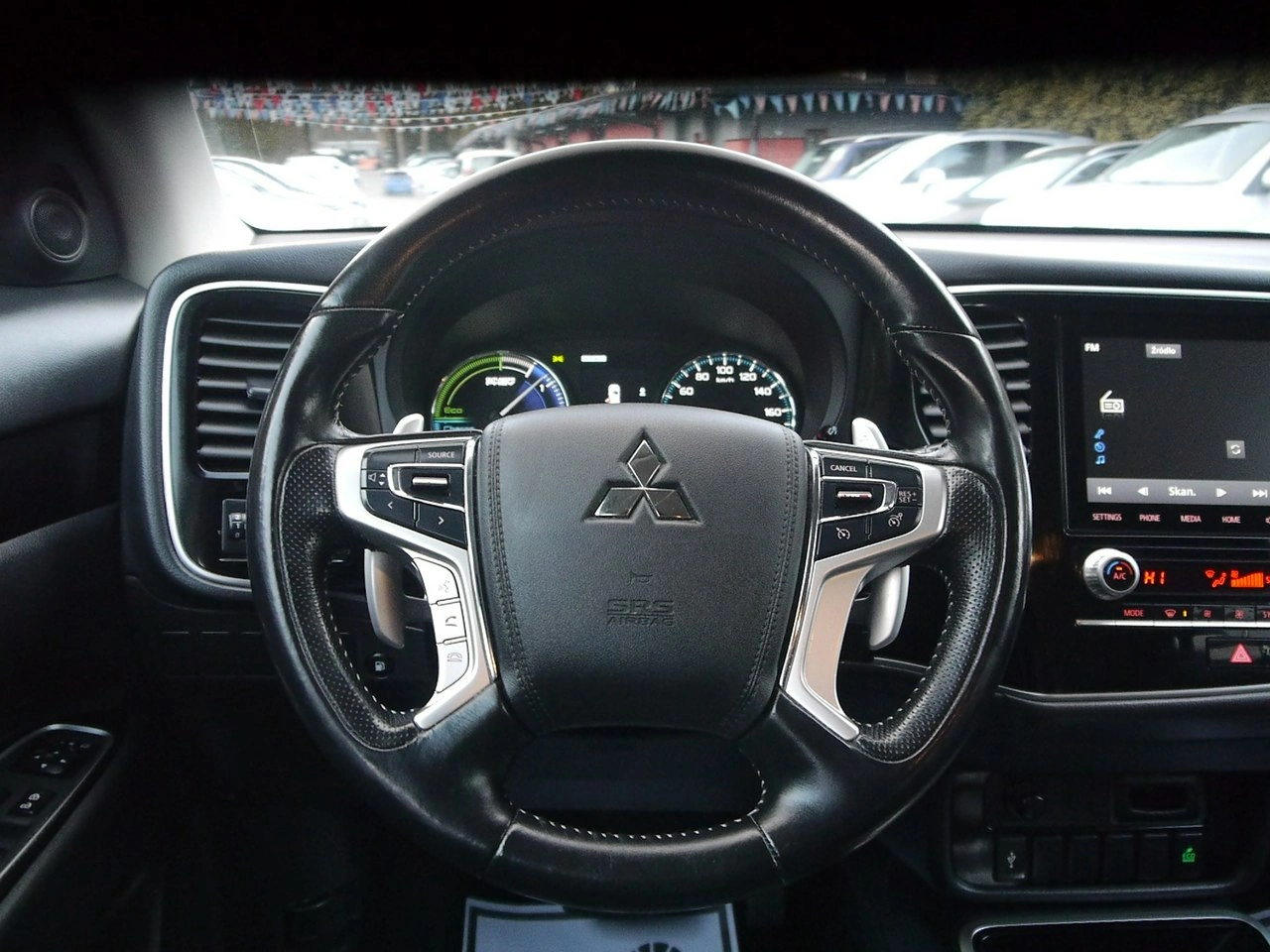 Mitsubishi Outlander - Zdjęcie 17