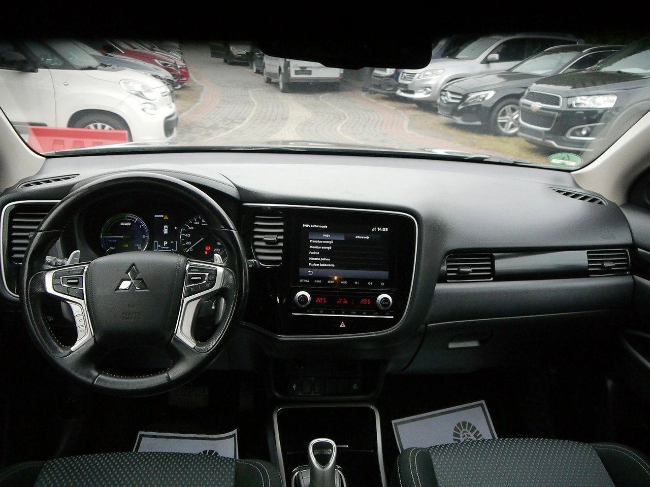 Mitsubishi Outlander - Zdjęcie 17