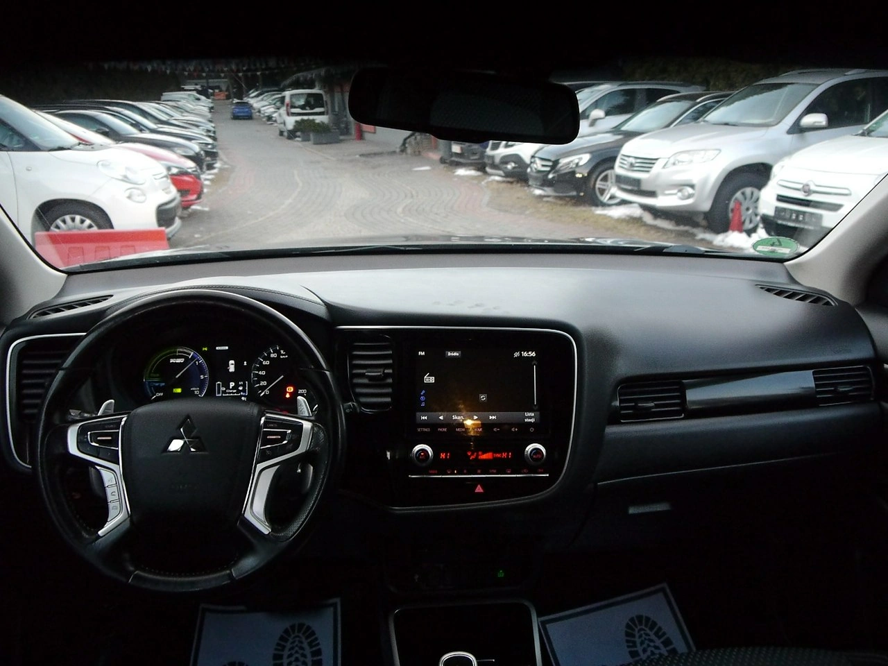 Mitsubishi Outlander - Zdjęcie 19