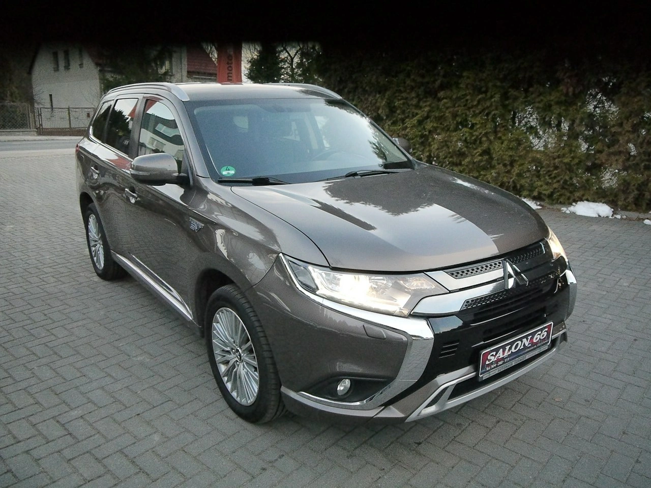 Mitsubishi Outlander - Zdjęcie 2