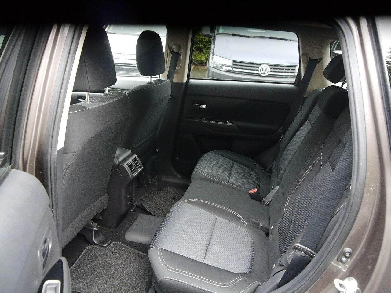 Mitsubishi Outlander - Zdjęcie 31