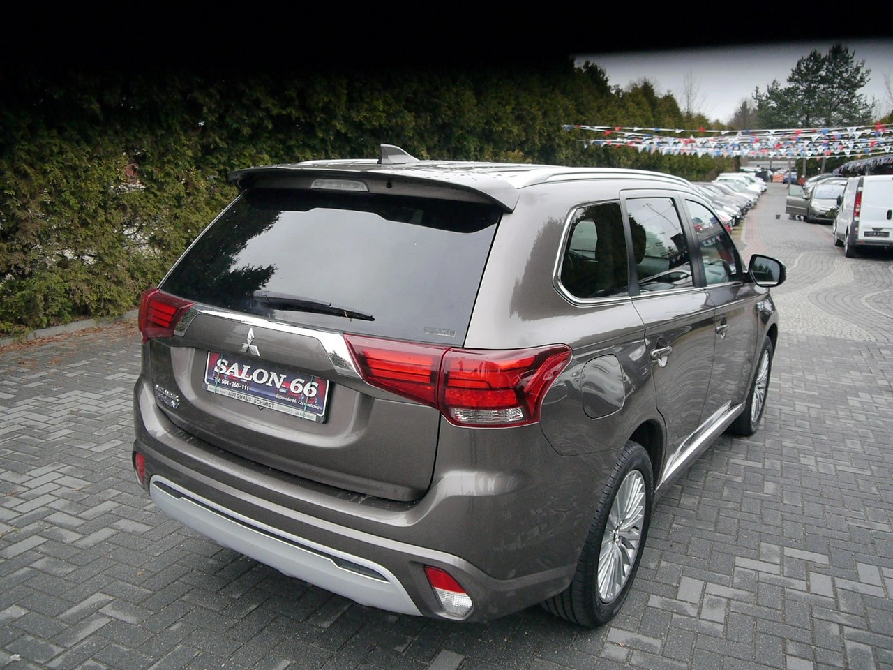 Mitsubishi Outlander - Zdjęcie 4