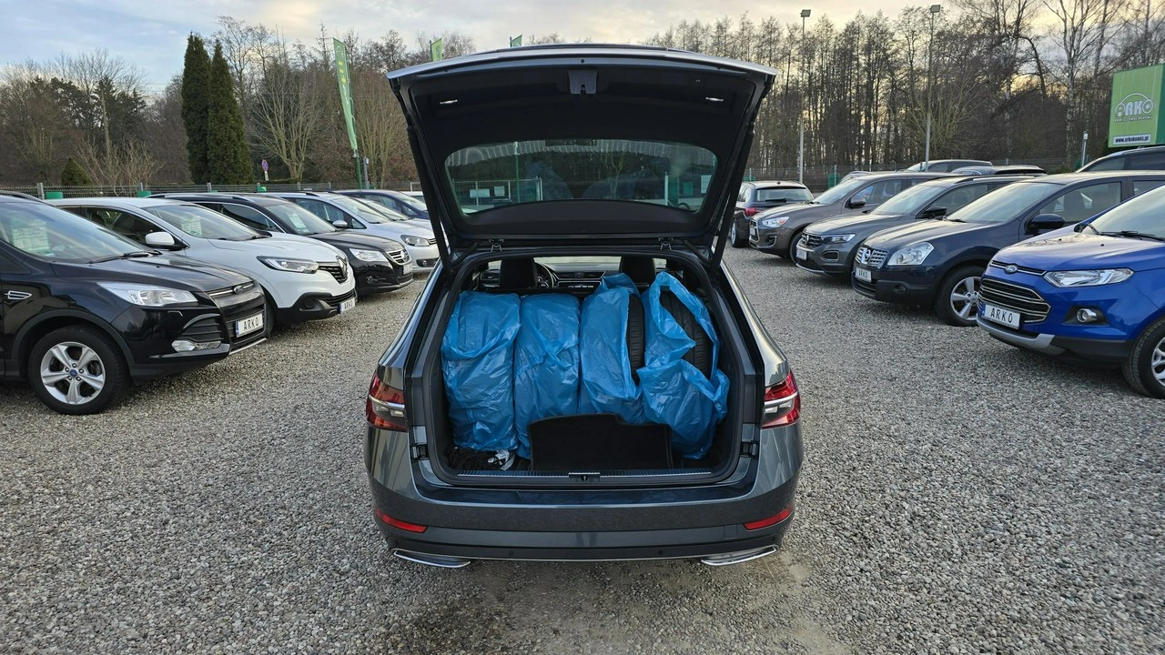 Skoda Superb - Zdjęcie 15