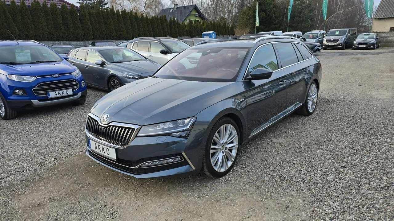 Skoda Superb - Zdjęcie 2