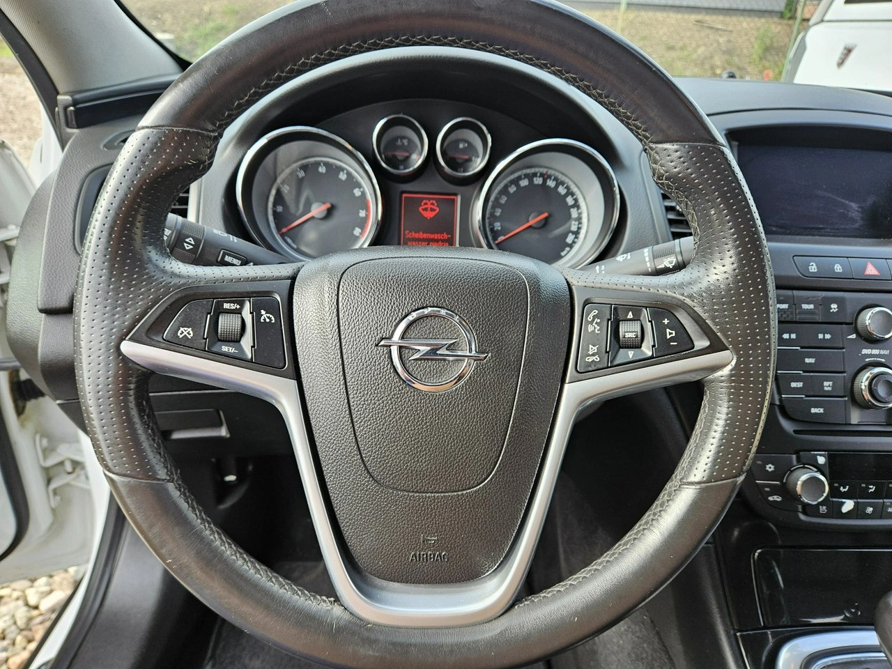 Opel Insignia - Zdjęcie 14