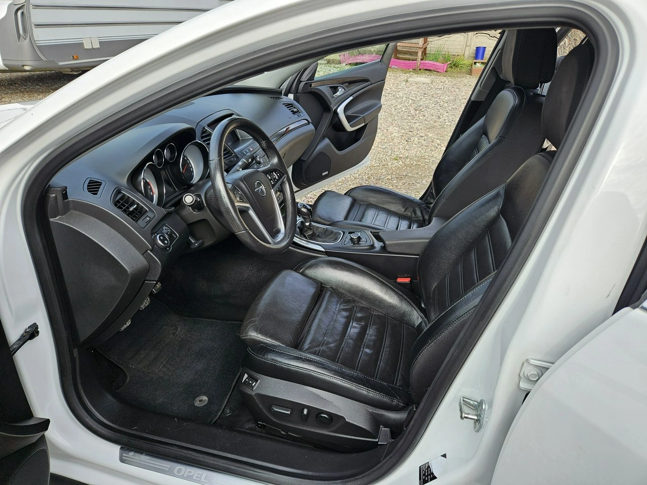 Opel Insignia - Zdjęcie 18