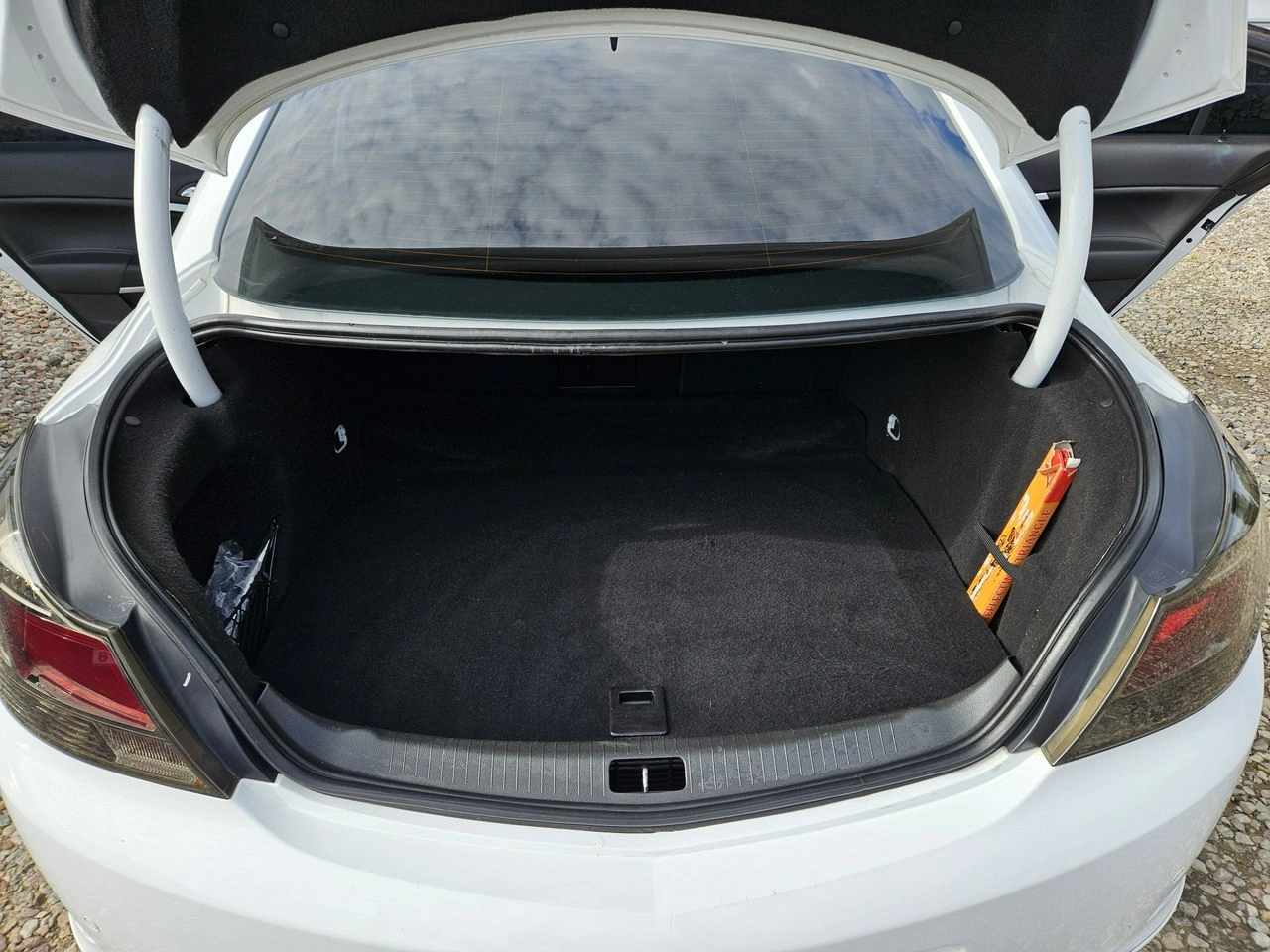 Opel Insignia - Zdjęcie 21