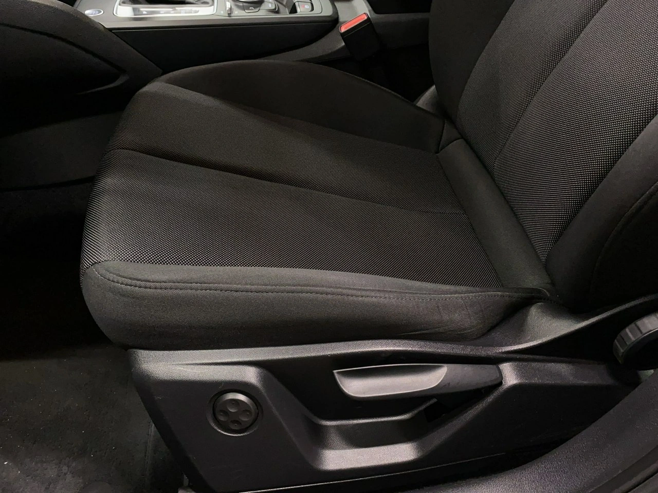 Audi Q2 - Zdjęcie 11