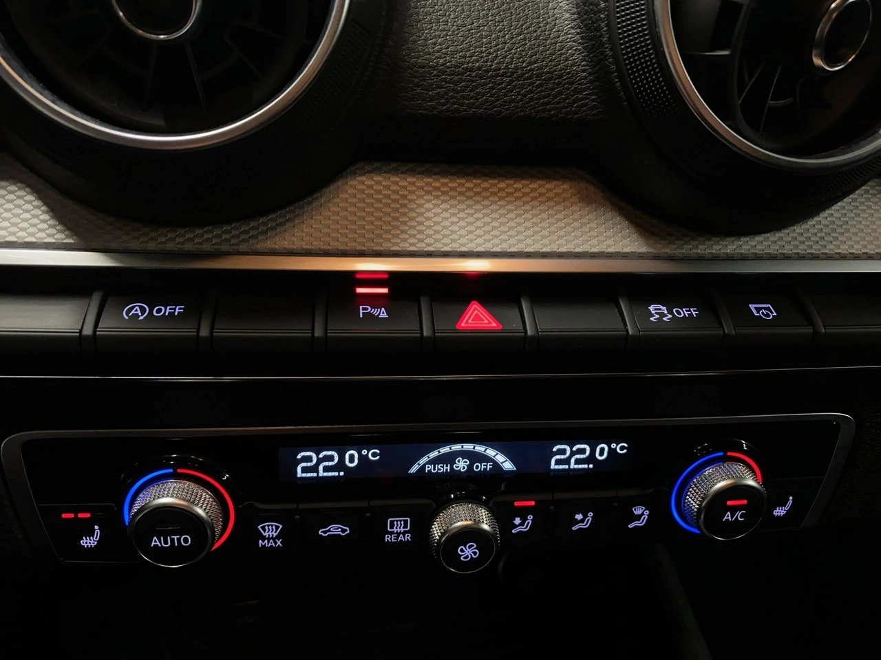 Audi Q2 - Zdjęcie 33