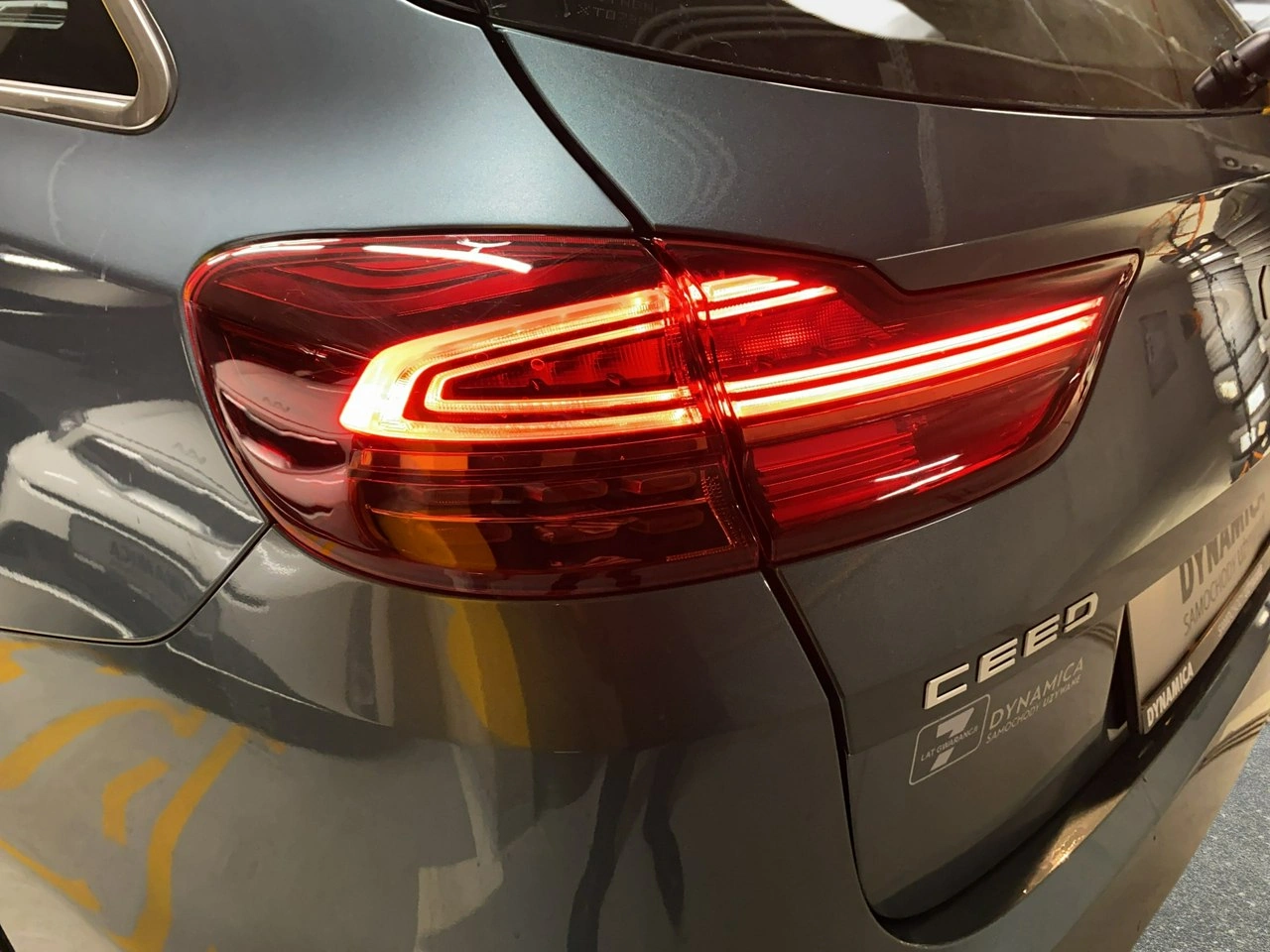 Kia Ceed - Zdjęcie 10