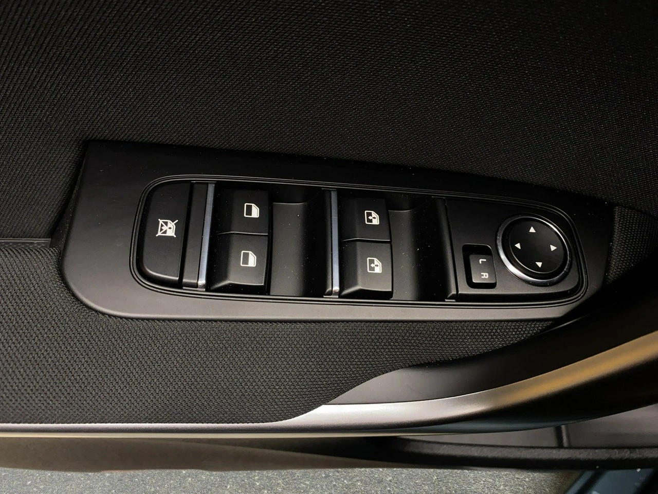 Kia Ceed - Zdjęcie 37