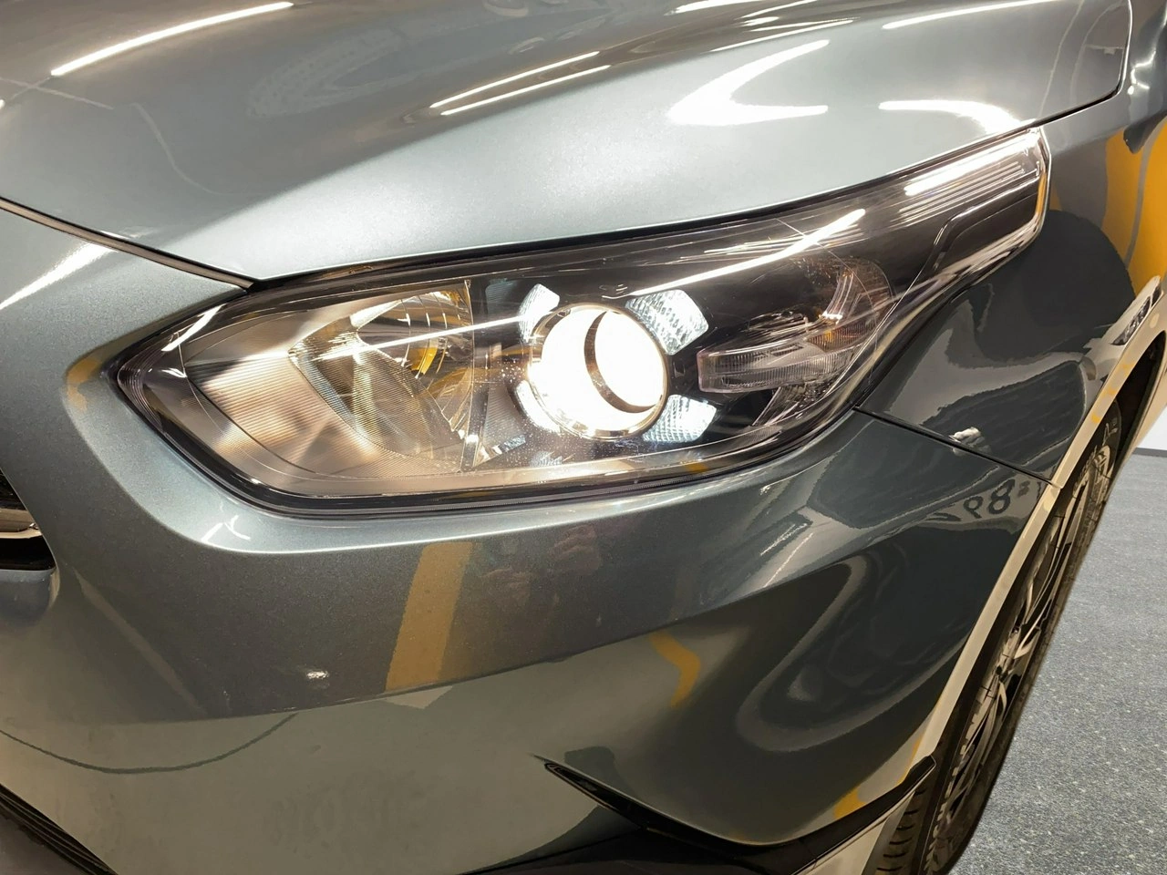 Kia Ceed - Zdjęcie 8