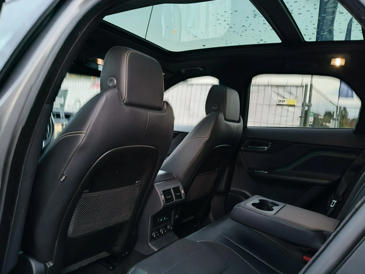 Jaguar F-Pace - Zdjęcie 11