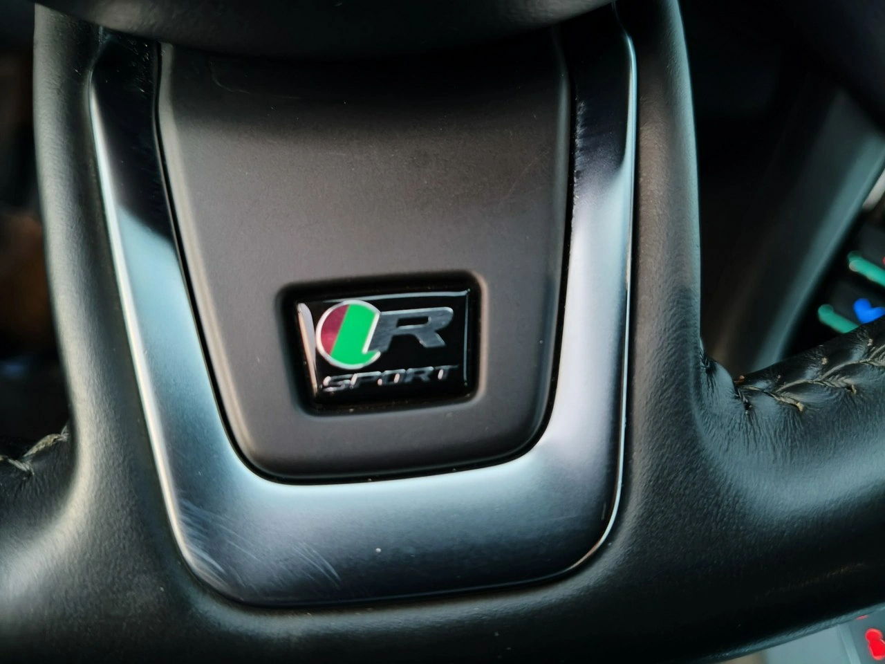 Jaguar F-Pace - Zdjęcie 12