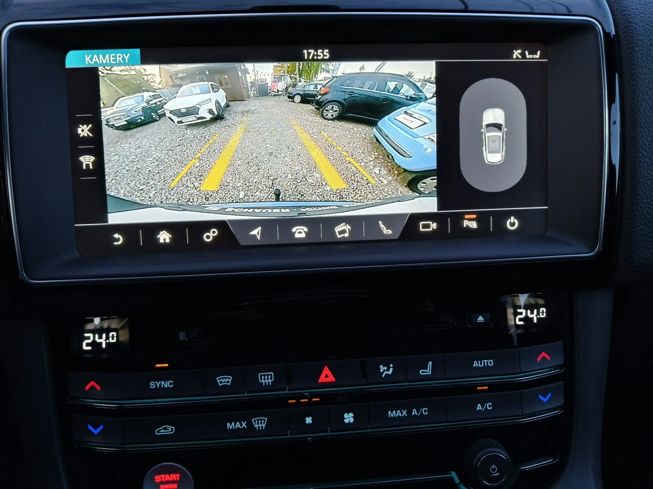 Jaguar F-Pace - Zdjęcie 13