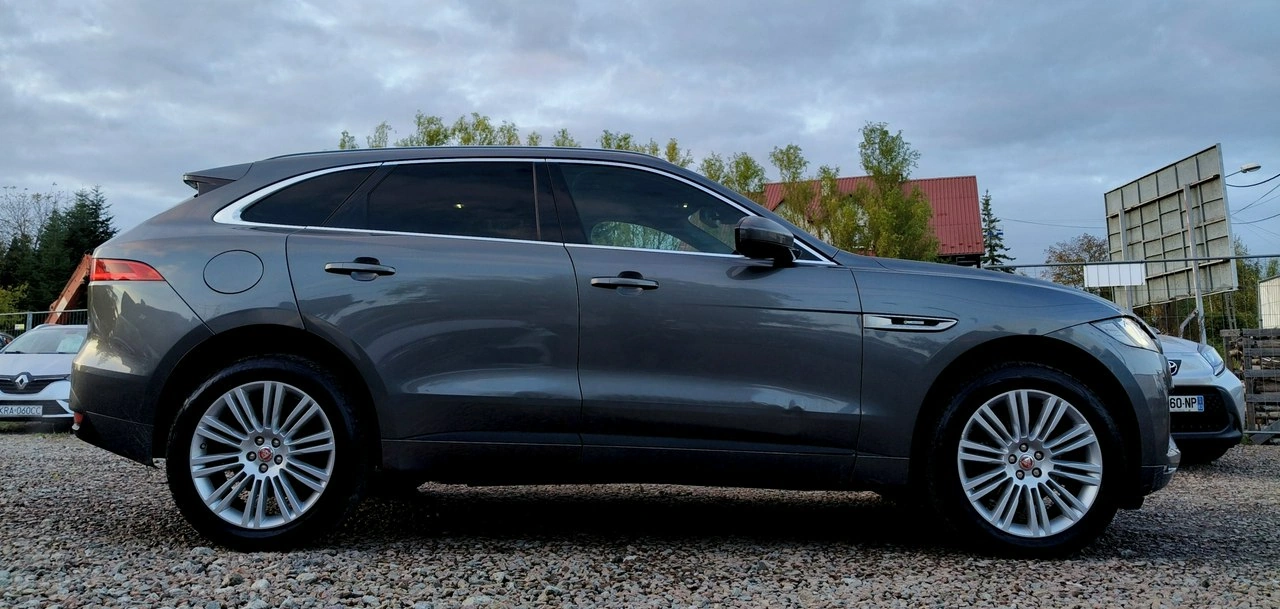 Jaguar F-Pace - Zdjęcie 22