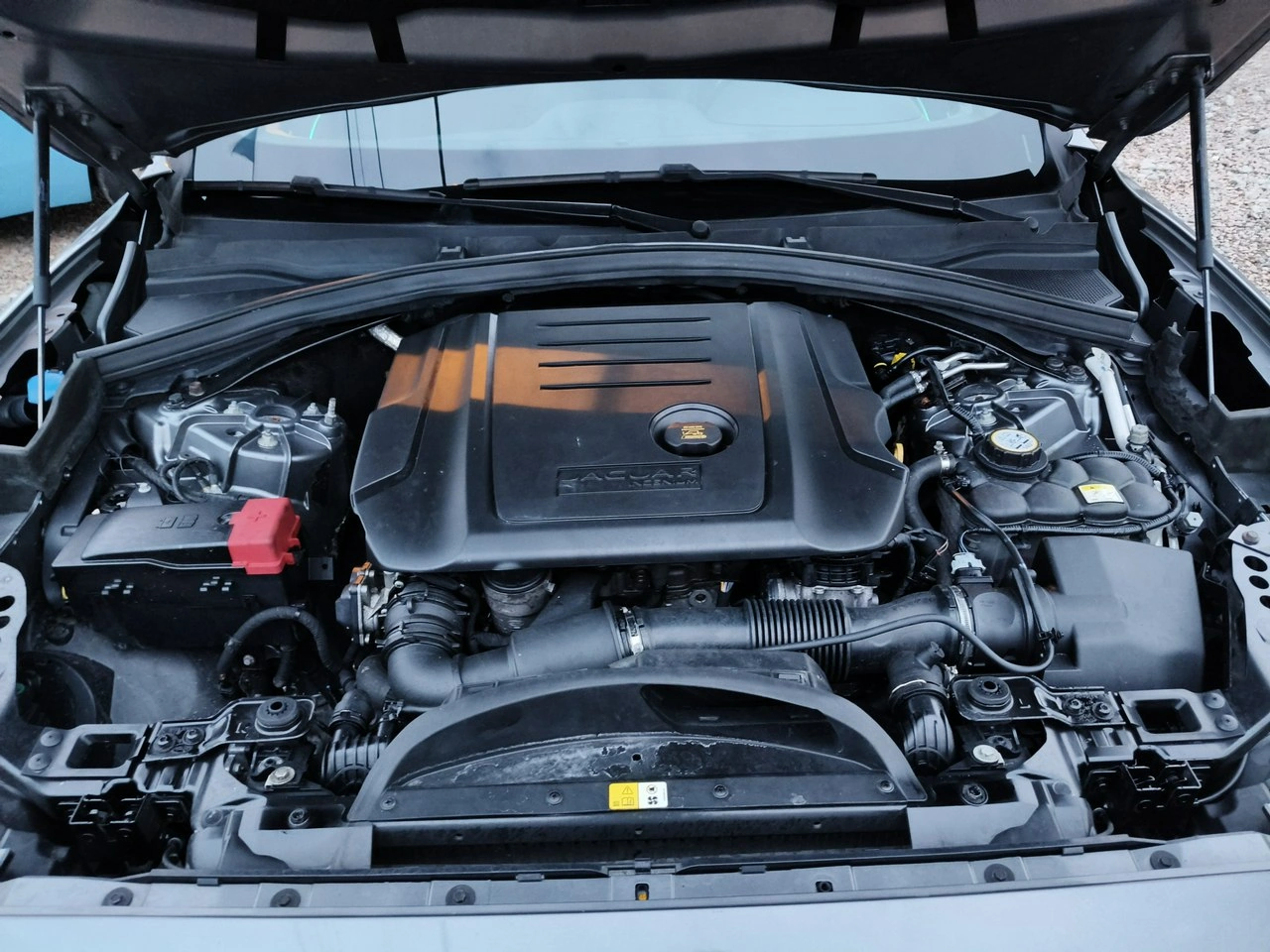 Jaguar F-Pace - Zdjęcie 27