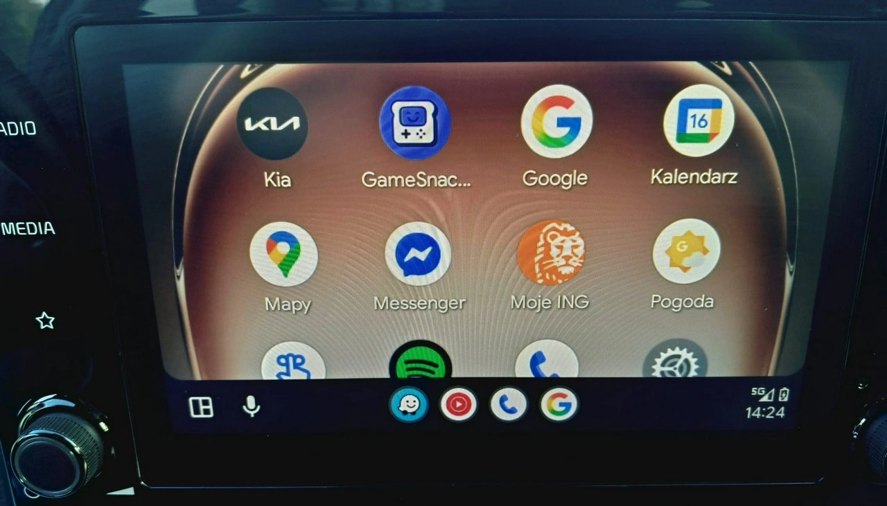 Kia Ceed - Zdjęcie 9