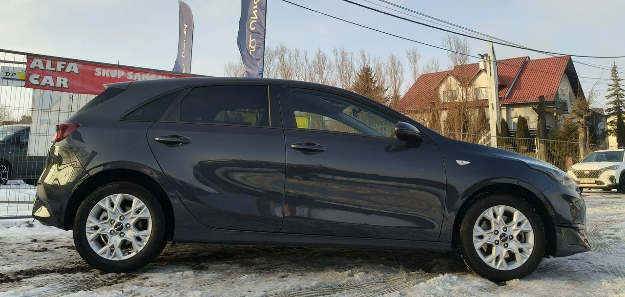 Kia Ceed - Zdjęcie 10
