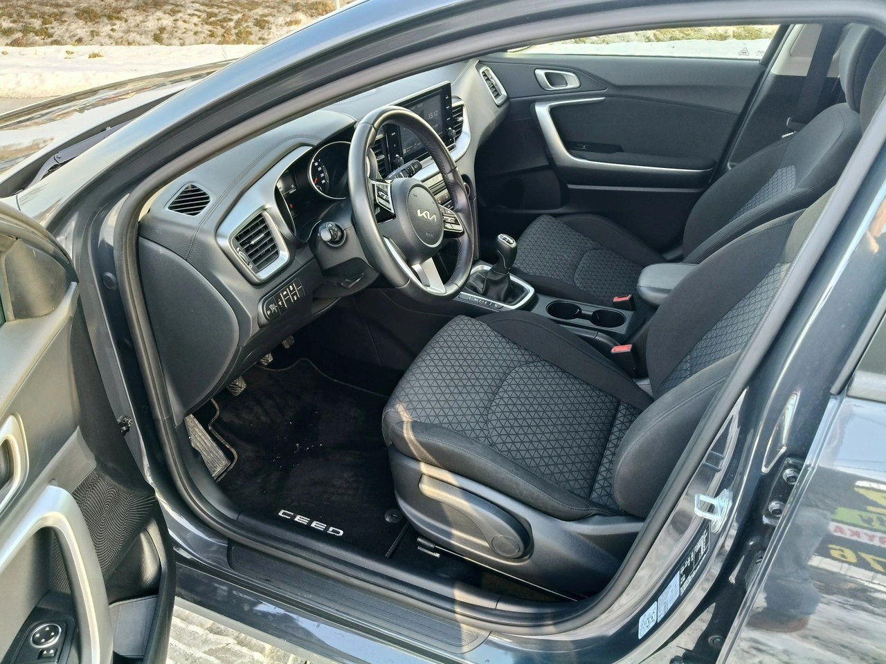 Kia Ceed - Zdjęcie 16