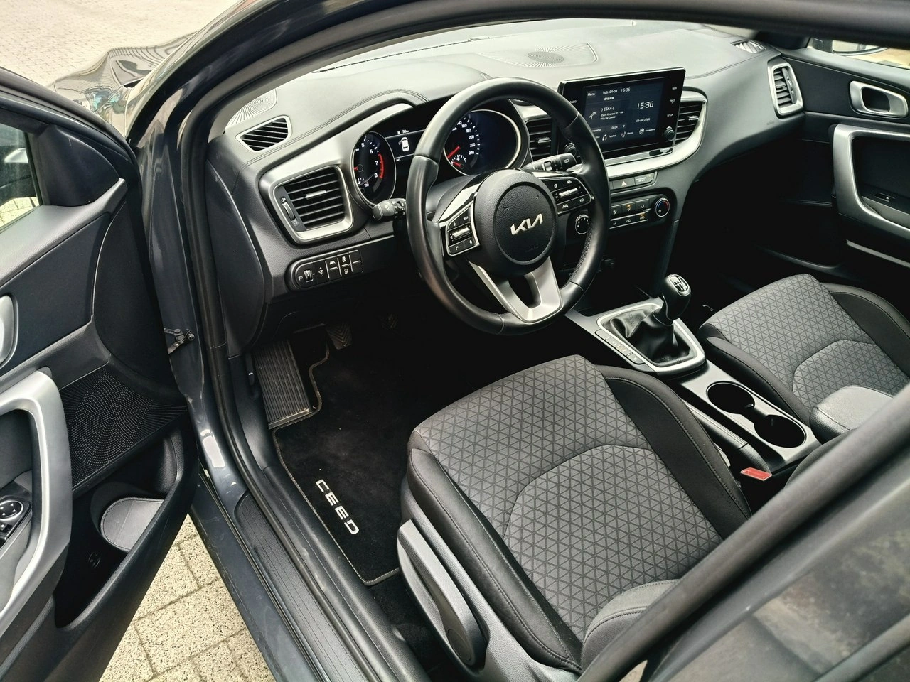 Kia Ceed - Zdjęcie 7