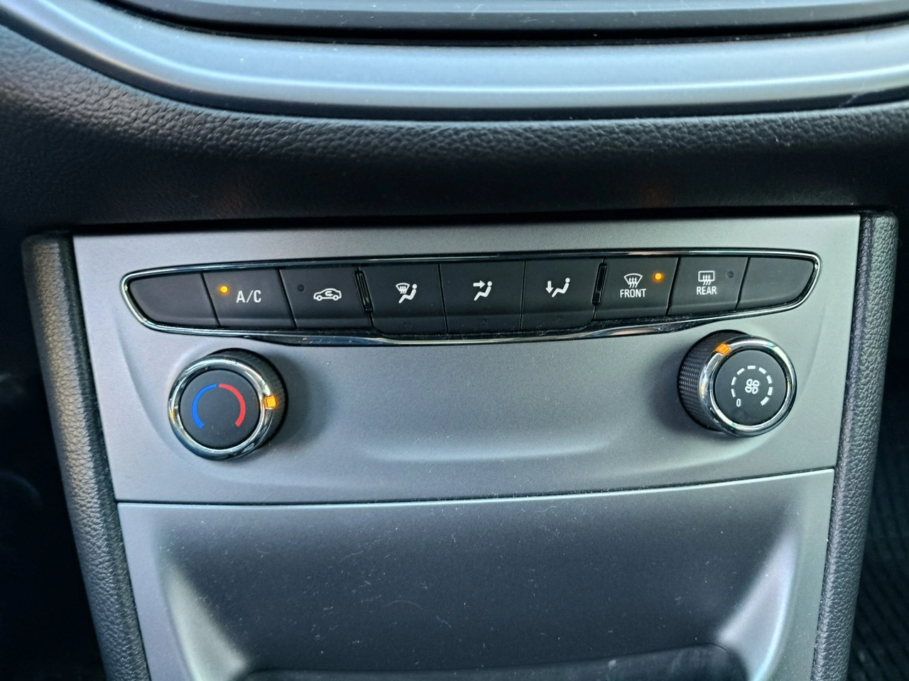 Opel Astra - Zdjęcie 11