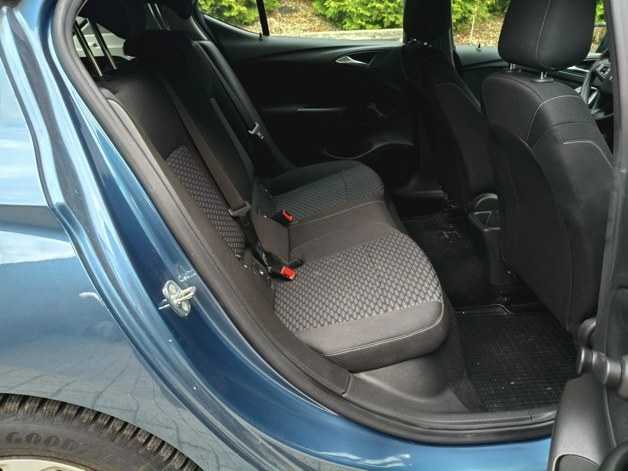 Opel Astra - Zdjęcie 17