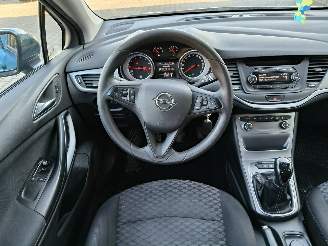 Opel Astra - Zdjęcie 5