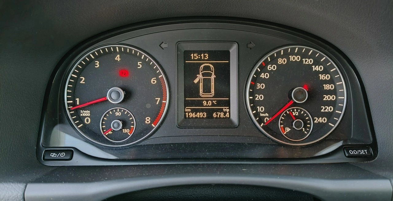 Volkswagen Touran - Zdjęcie 9