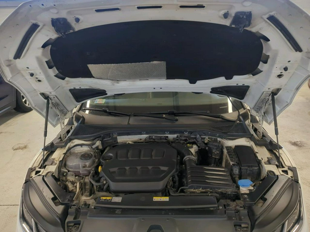 Volkswagen Arteon - Zdjęcie 17