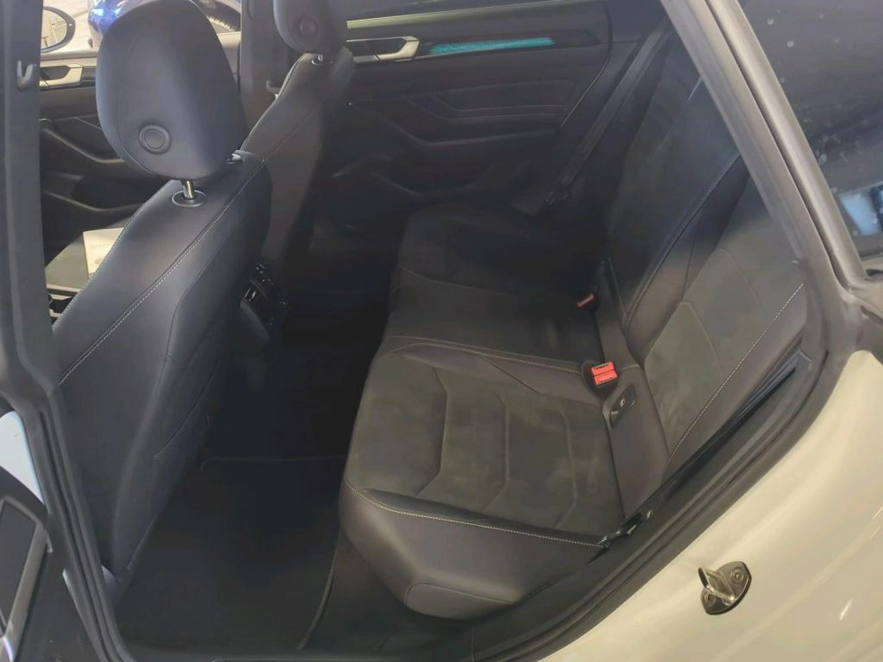 Volkswagen Arteon - Zdjęcie 6