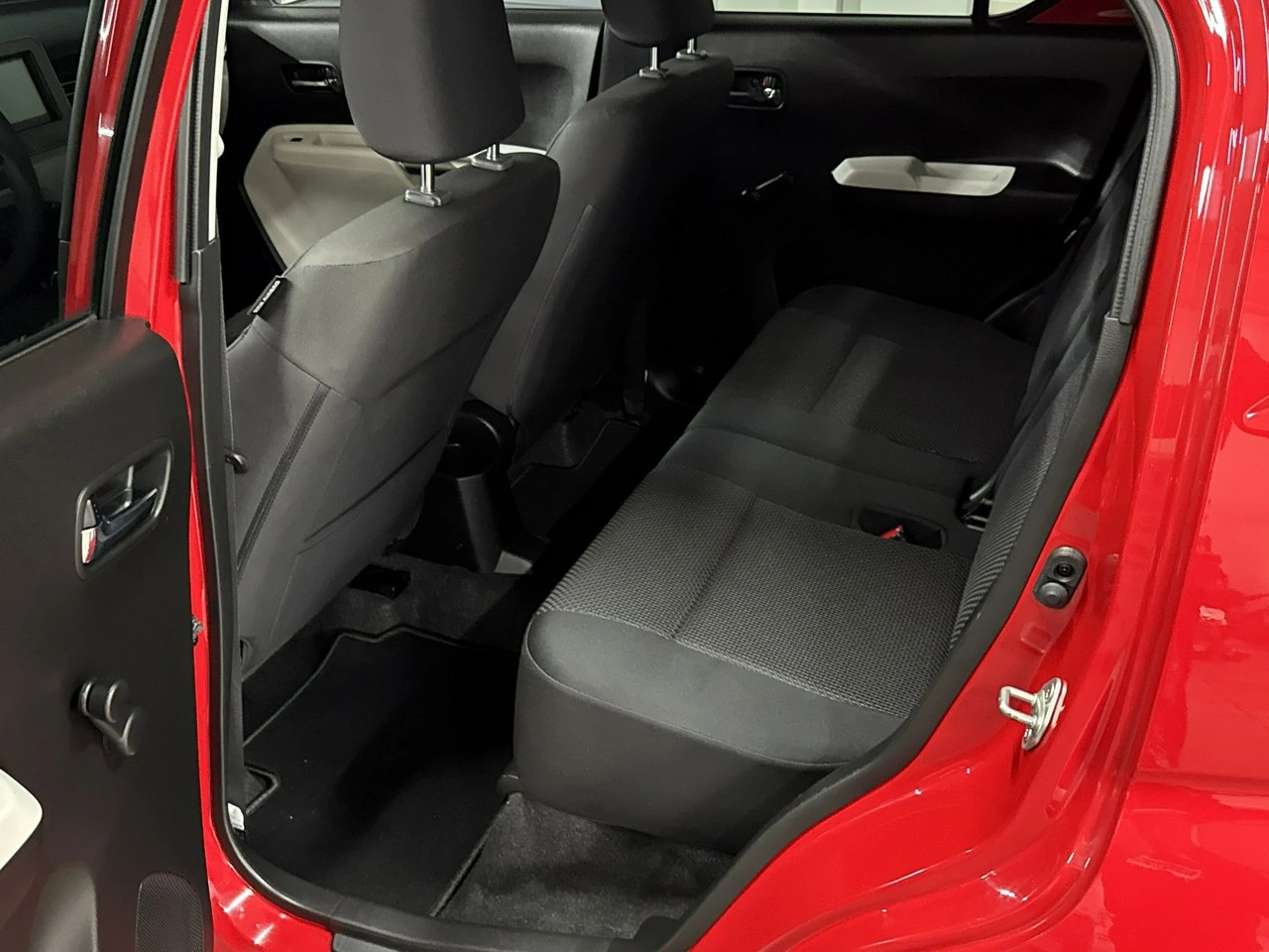 Suzuki Ignis - Zdjęcie 13