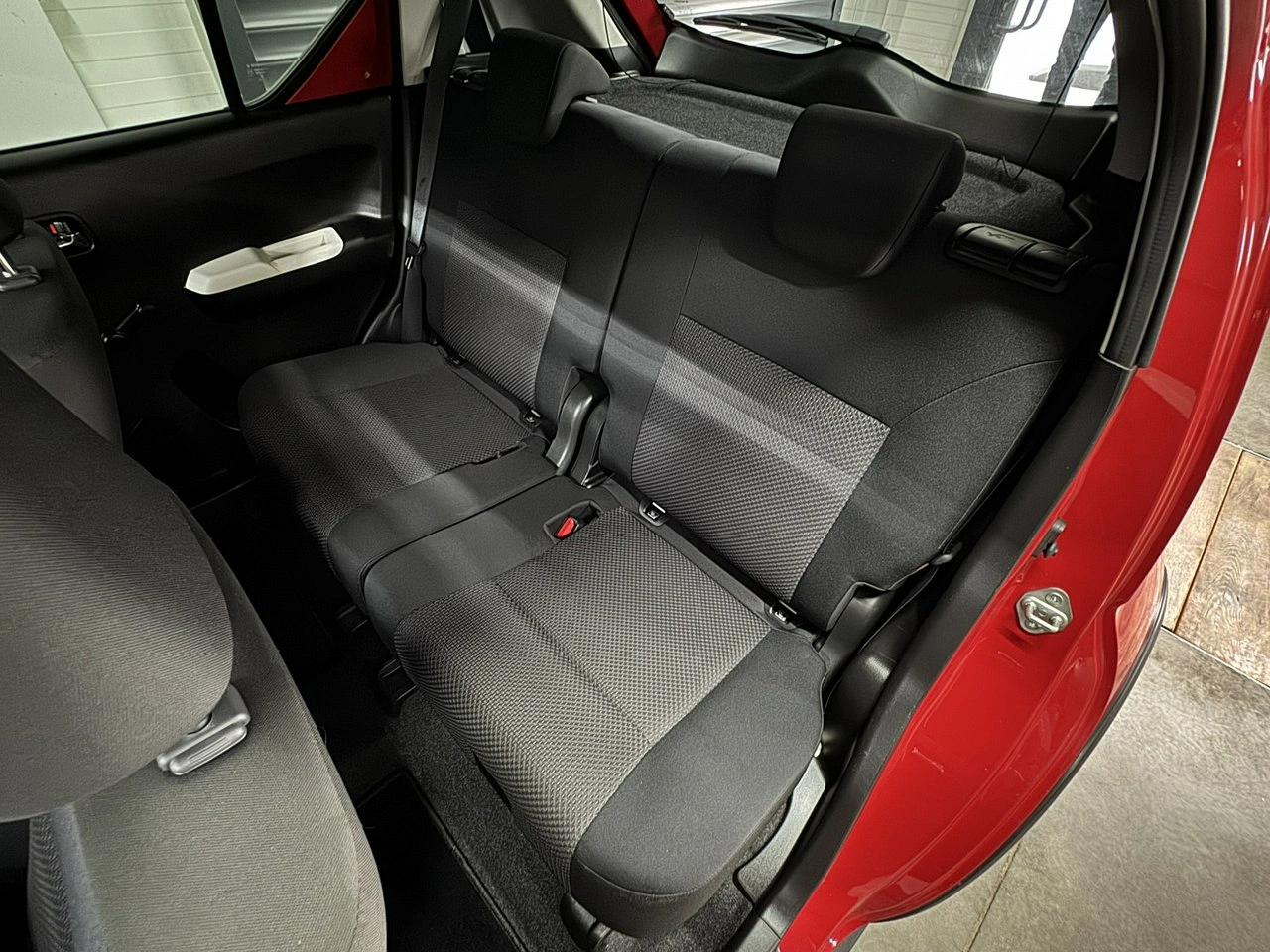 Suzuki Ignis - Zdjęcie 14