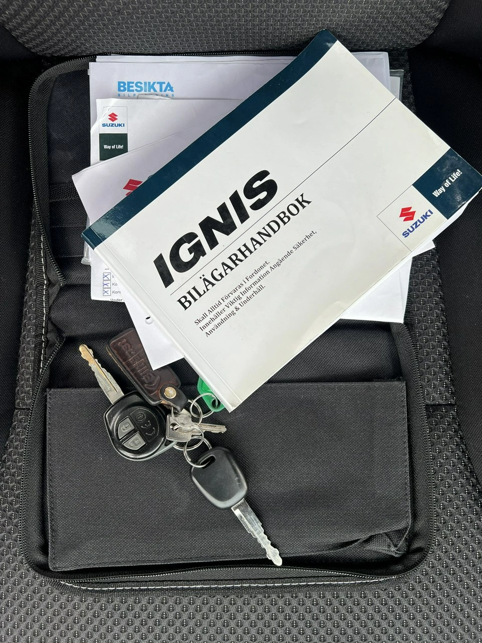 Suzuki Ignis - Zdjęcie 30