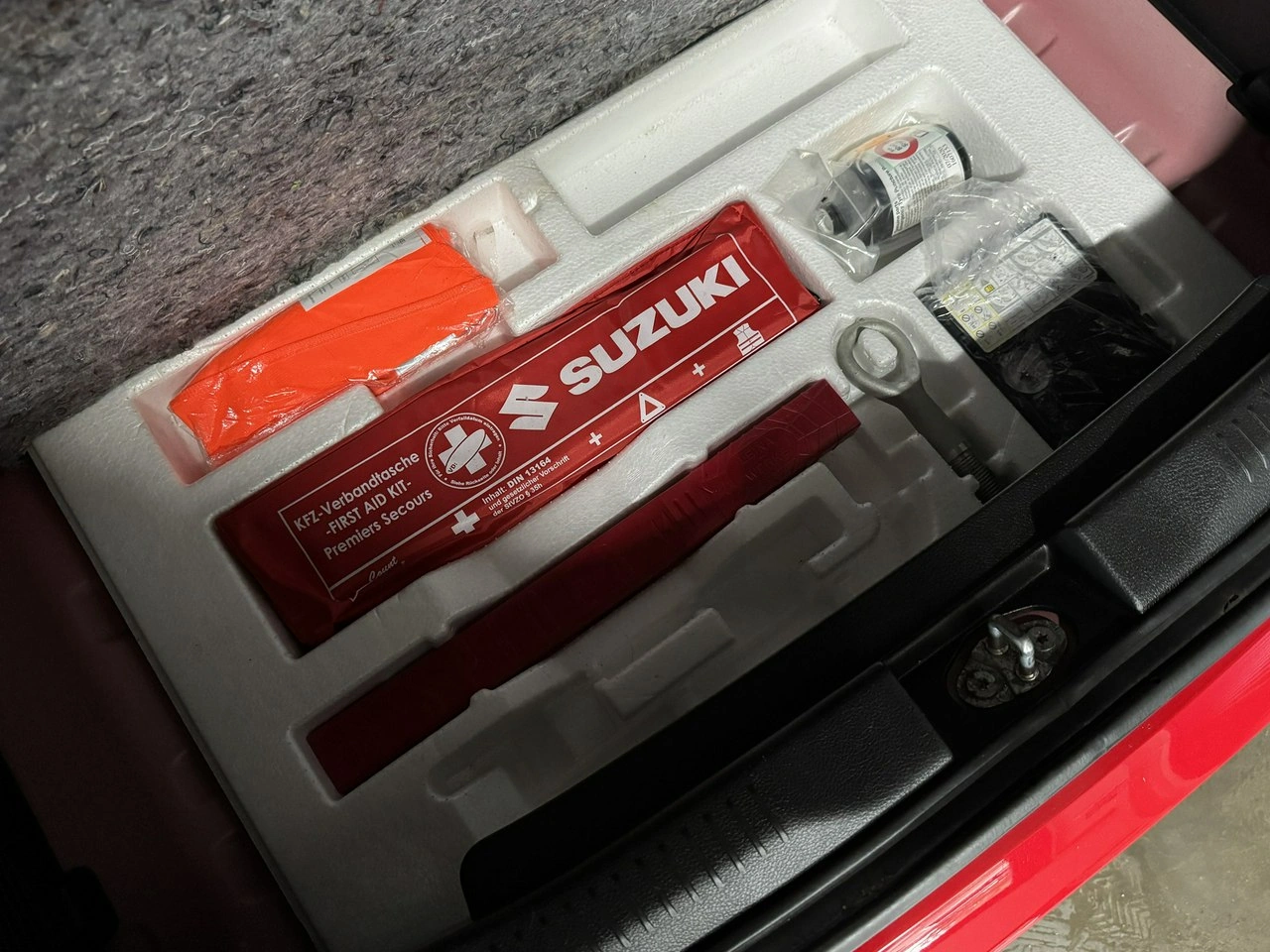 Suzuki Ignis - Zdjęcie 19