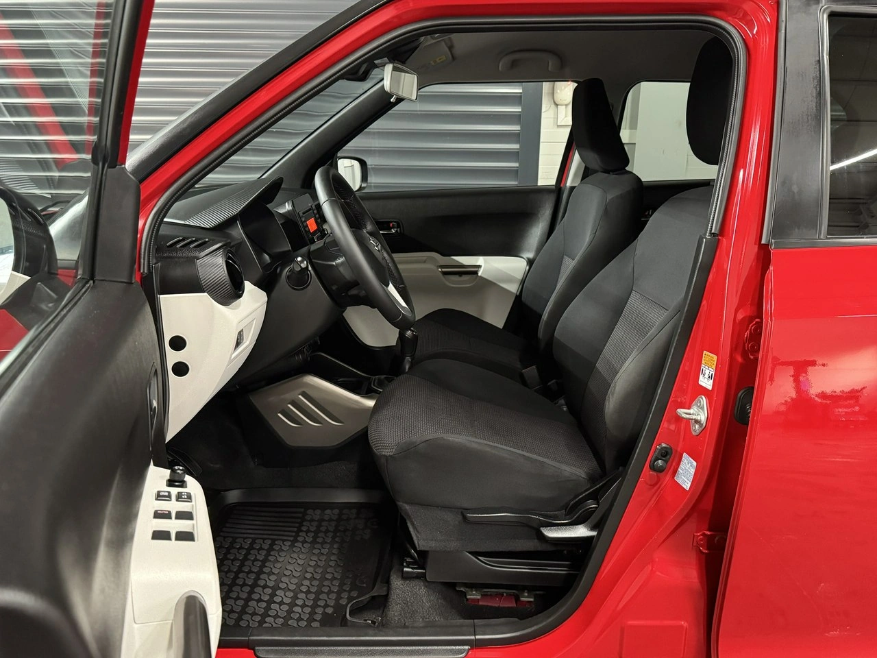 Suzuki Ignis - Zdjęcie 8