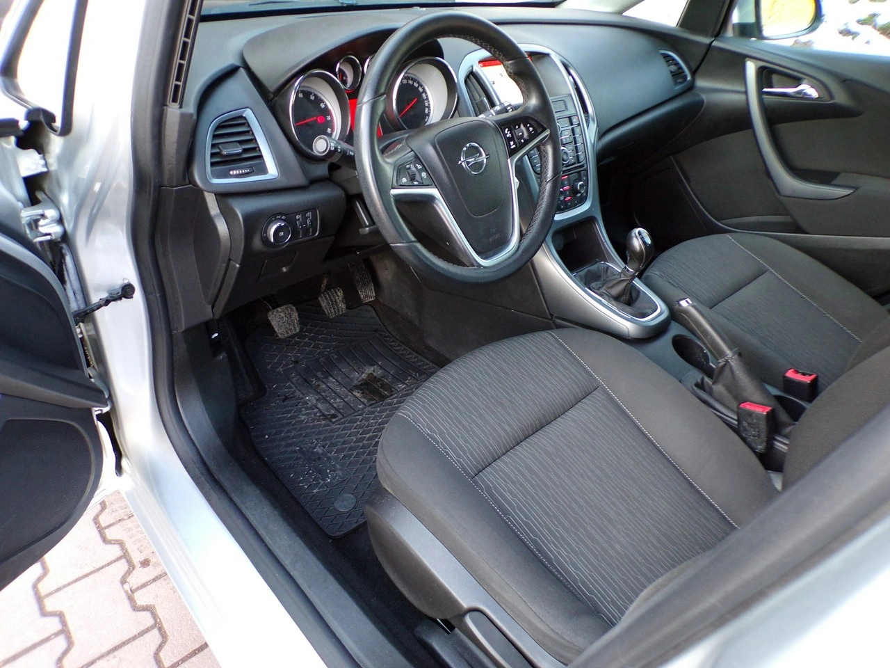 Opel Astra - Zdjęcie 19