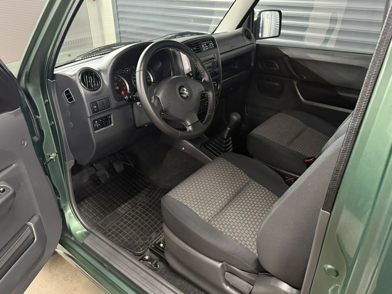 Suzuki Jimny - Zdjęcie 9