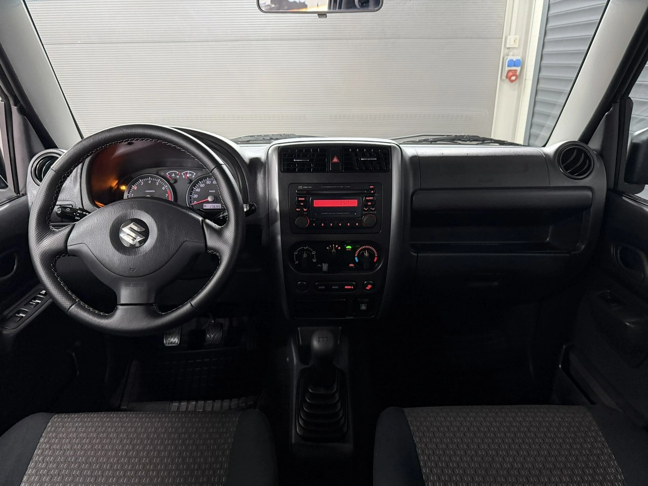 Suzuki Jimny - Zdjęcie 11