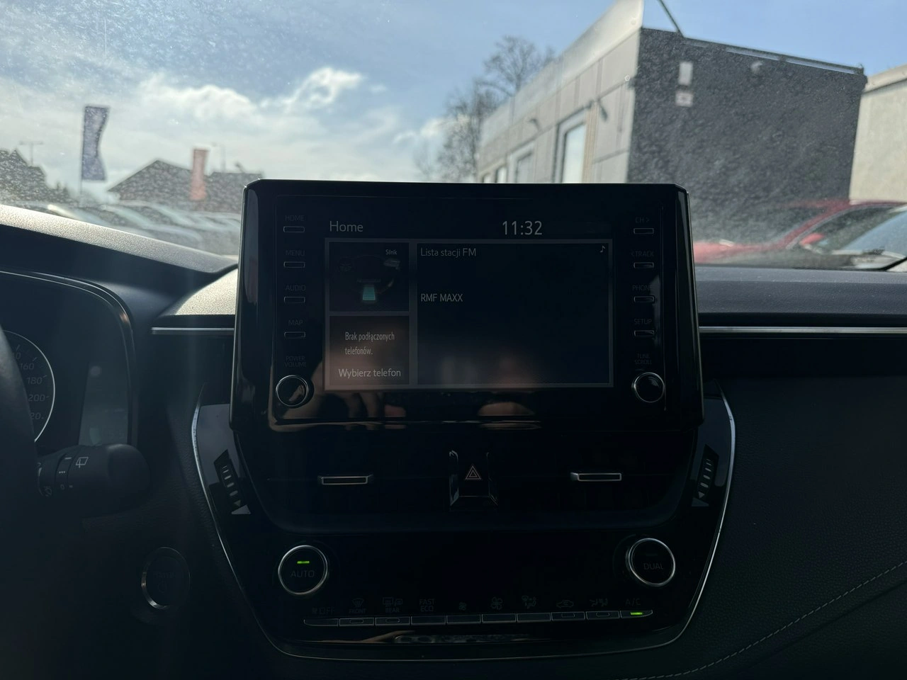 Toyota Corolla - Zdjęcie 11