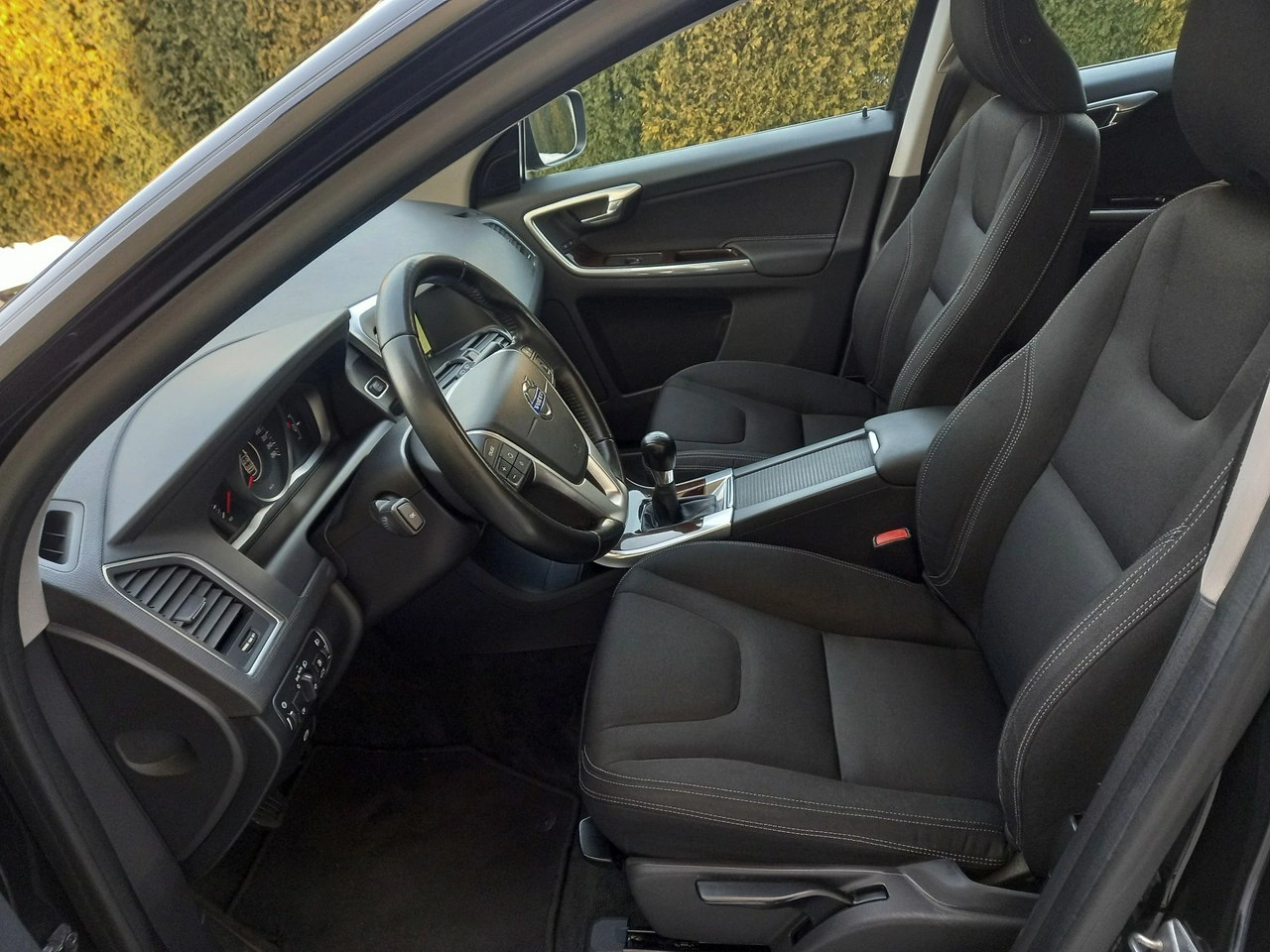 Volvo XC 60 - Zdjęcie 28