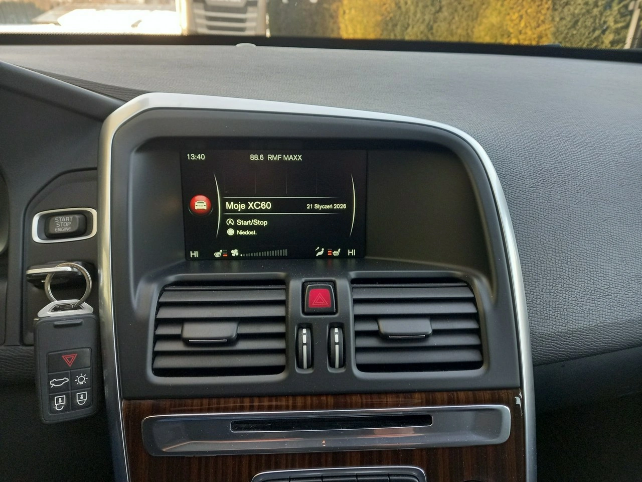 Volvo XC 60 - Zdjęcie 32