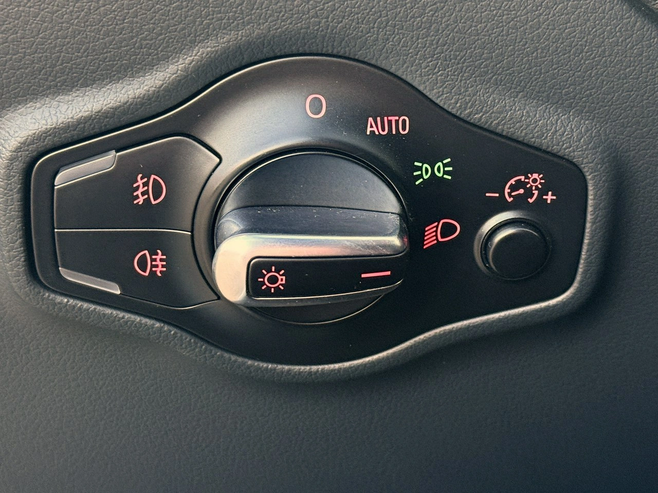 Audi Q5 - Zdjęcie 11