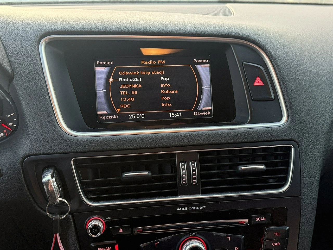 Audi Q5 - Zdjęcie 14